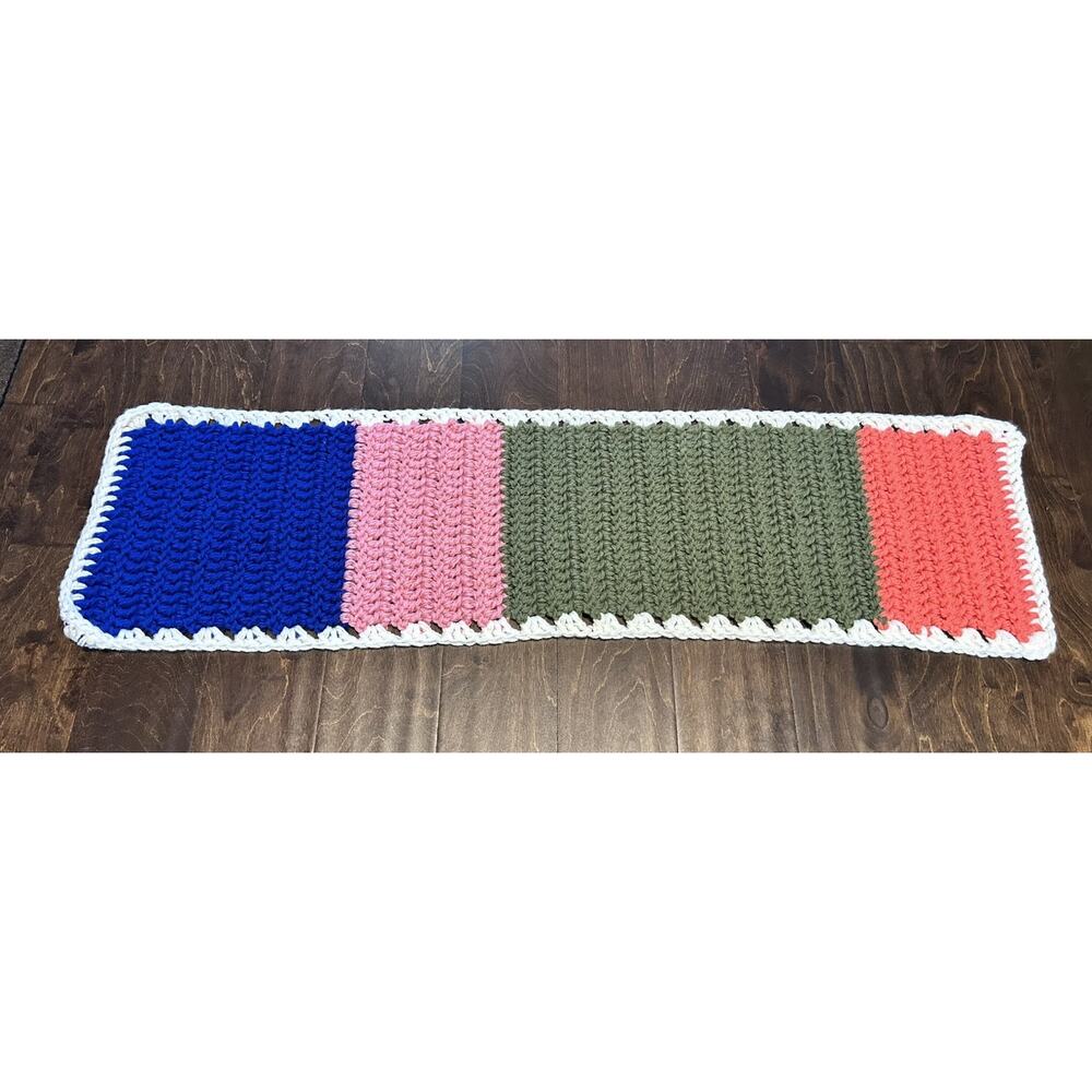 VTG Granny handmade, colorful crochet afghan table, trunk, Hope Chest‎ runner